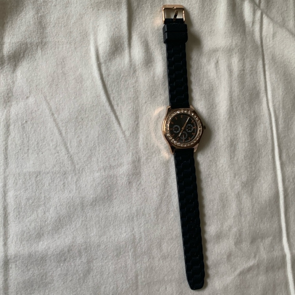 Icing stainless steel quartz watch black